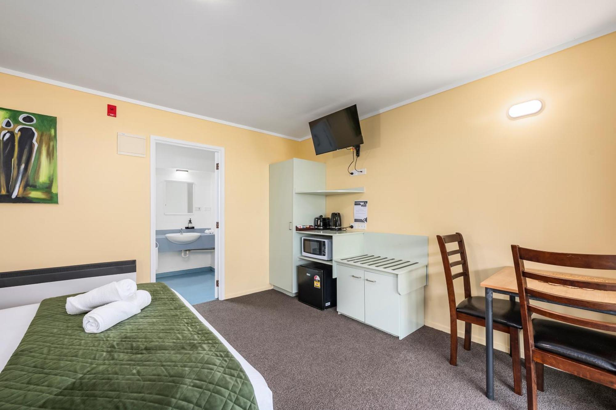 Fenton Court Motel Rotorua Bagian luar foto